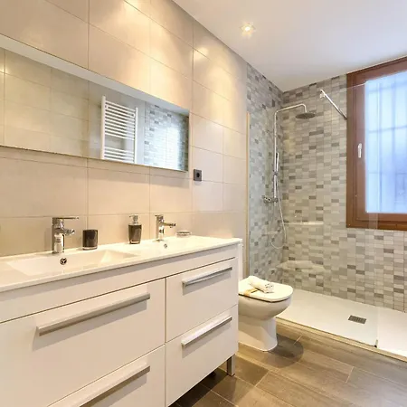 Museo Funicular Center By Next Stop * ビルバオ