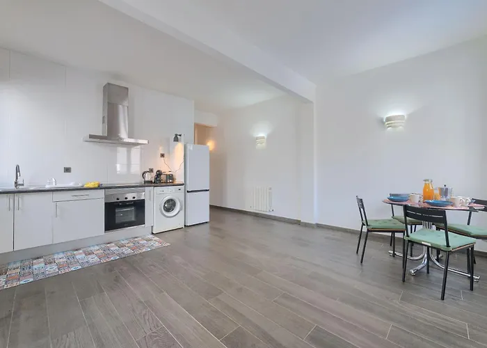 Museo Funicular Center By Next Stop