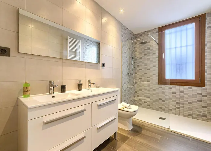 Museo Funicular Center By Next Stop * Бильбао